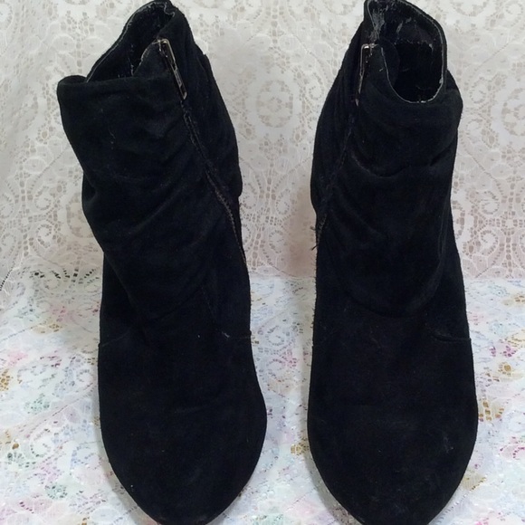 Suede Bow-Knot Ankle Boots - Picture 2 of 8